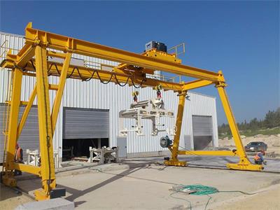 <a href=http://m.33sf.cc/news_article.html?news_id=140>門式<a href=http://m.33sf.cc>起重機(jī)</a></a>